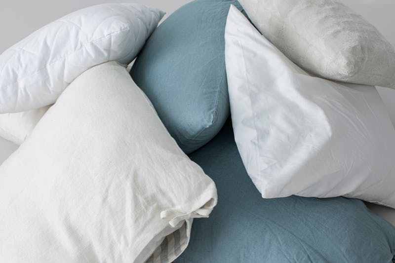 How to Wash Any Pillow: A Simple Guide