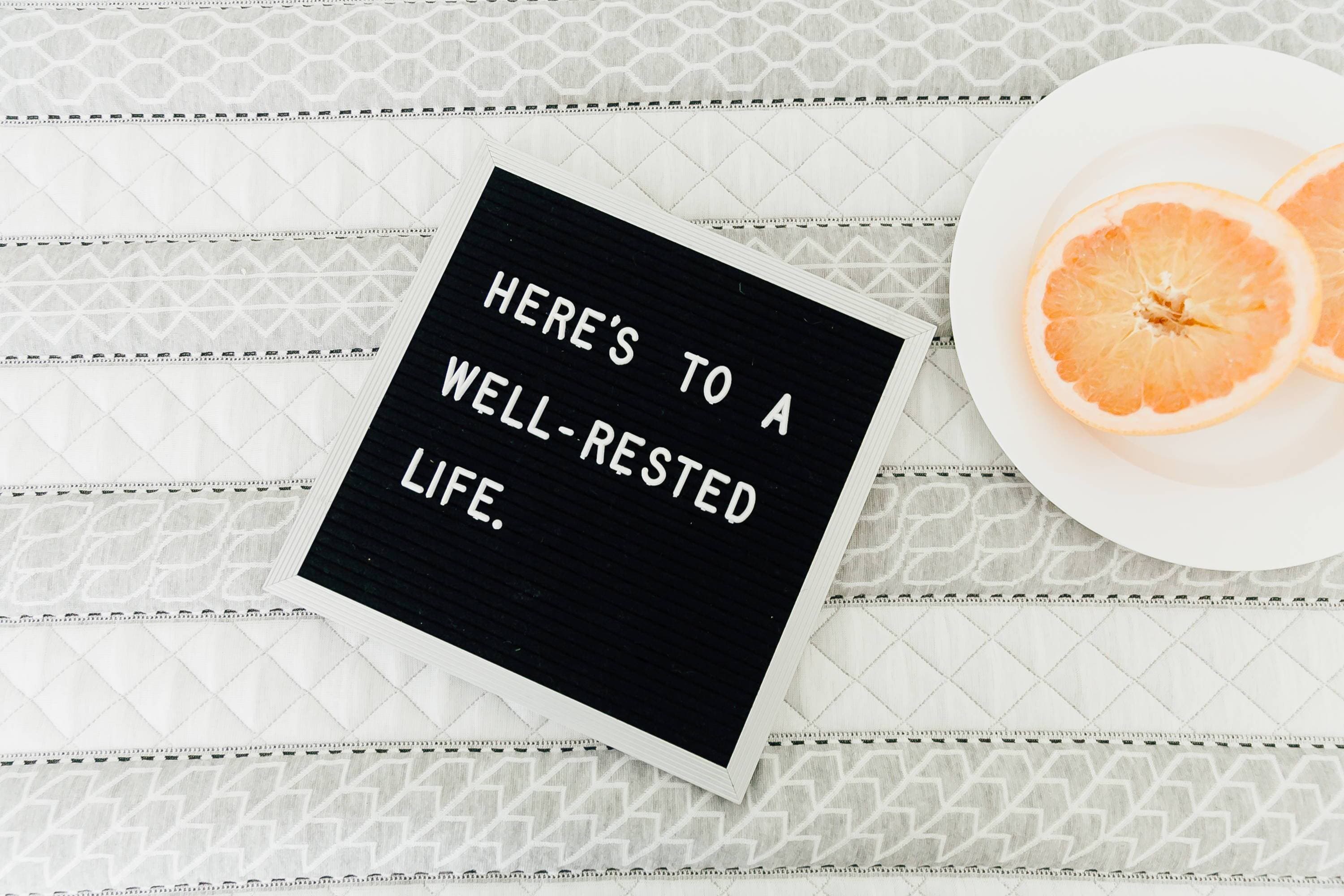 A sign on a Leesa mattress